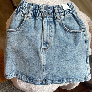 NEW with tags Abercrombie & FITCH Ultra High Rise Skirt 27/4 Denim Mini Skirt